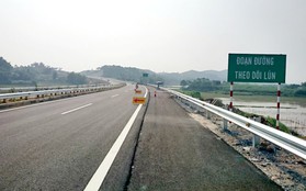 Khẩn trương xử lý mặt đường cao tốc Nội Bài - Lào Cai