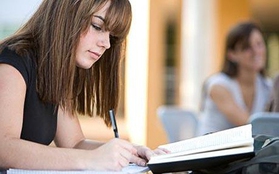 Học bổng 70% học phí chương trình Phổ thông tại Anh