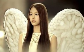 Girlgroup “angel” rơi xuống Trái Đất như… thiên thạch 