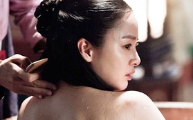 Lộ ảnh tắm nóng bỏng của Kim Tae Hee