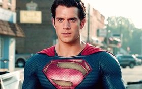 Henry Cavill làm việc như "quái vật" để hóa Siêu Nhân