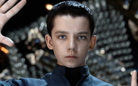 "Ender’s Game" - Cuộc đấu độc đáo của đứa trẻ biết cầm quân