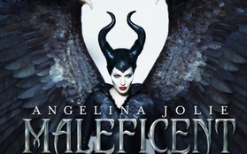 Phù thủy Maleficent (Angelina Jolie) vung cánh đen lộng lẫy