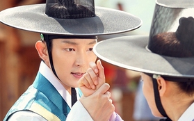 Lee Jun Ki thô bạo vật tay "cô nàng đẹp trai" phiên bản Joseon