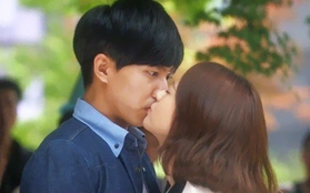 Dae Gu (Lee Seung Gi) mãnh liệt khóa môi Soo Sun (Go Ara)