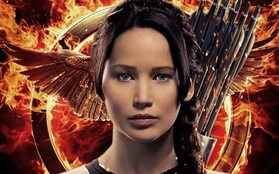 Katniss (Jennifer Lawrence) bị tung clip "dằn mặt"