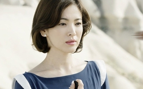 "Nữ vương" Song Hye Kyo vĩnh biệt quá khứ dưới ánh hoàng hôn