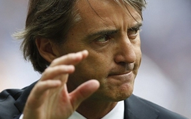 Roberto Mancini chính thức bị sa thải