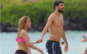 Shakira tự tin khoe dáng bên bồ trẻ