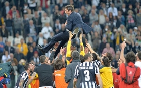 Thành Turin vui như mở hội với chức vô địch lần thứ 30 của Juventus