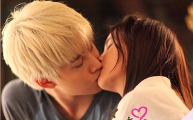 “Kiss Me" bản Thái: Mike hôn trộm Aom đầy tình cảm