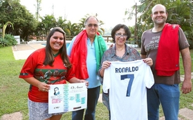Ronaldo tìm thấy họ hàng ở Brazil sau... 100 năm thất lạc