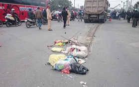Hà Nội: Người phụ nữ chết thảm sau khi bị xe tải kéo lê hơn 10m 