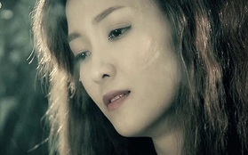 Đinh Hương khóc ngon lành trong MV mới