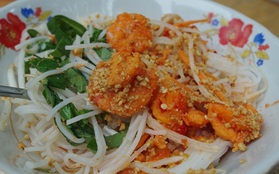 Sài Gòn: Đi ăn bún tôm xào vừa ngon vừa lạ của người Hồi giáo