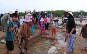 Thừa Thiên - Huế: Điên cuồng đập phá lăng mộ vì lời đồn nhảm