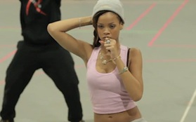 Rihanna luyện vũ đạo "độc" cho bài hát mới