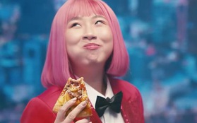 Vị mới của Pizza Hut đỉnh thế nào mà khiến phóng viên Trang Hý "cướp sóng" truyền hình?