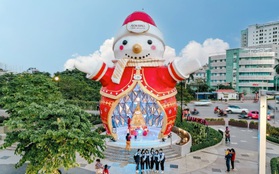 Người tuyết khổng lồ “hạ cánh” AEON MALL Hải Phòng Lê Chân đón Giáng sinh cùng thành phố Cảng