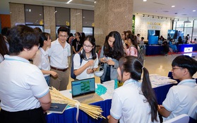 Gần 5000 cơ hội việc làm tại UEH Career Fair 2022