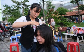 Trường dạy nghề Minh Đan - Nghệ thuật cắt tóc trong Tết Trung thu gắn kết cộng đồng
