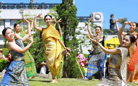 Tây Ninh vào mùa hành hương với loạt lễ hội lớn tại núi Bà Đen và Toà Thánh