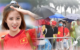 Ảnh, clip: Hàng vạn CĐV đội mưa xếp hàng vào sân Mỹ Đình, "tiếp lửa" cho U23 Việt Nam