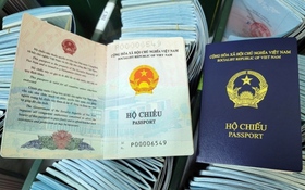 Bộ Ngoại giao thông tin về tình hình cấp thị thực với hộ chiếu mẫu mới
