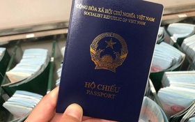 Tây Ban Nha đảo ngược quyết định, công nhận hộ chiếu xanh tím than của Việt Nam