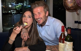 Sinh nhật bà xã tuổi 50, David Beckham thuê chuyên cơ đưa cả gia đình đến Pháp tổ chức