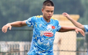 Nóng: HLV Kim Sang-sik chốt 23 cầu thủ dự SEA Games 33, Việt kiều giá 10 tỷ đồng bị loại