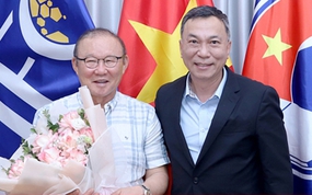 Giữ chức quan trọng ở Hàn Quốc, ông Park Hang Seo tiếp tục hỗ trợ tuyển Việt Nam