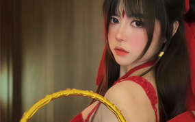 Tung màn cosplay Natra phiên bản táo bạo, nữ streamer khiến fan nam quên luôn bản gốc