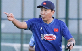 Xúc động lời HLV Kim Sang-sik dặn dò U23 Việt Nam trước trận tứ kết U23 châu Á: Đau đấy nhưng cố mà vượt qua!