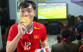 Gia đình Xuân Bắc chơi lớn, hứa đãi 80 mâm cỗ nếu U23 Việt Nam vô địch