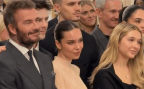 Nhìn ánh mắt tự hào của Harper và 2 anh trai dành cho mẹ - Victoria mới thấy bài "phốt" của Brooklyn lố bịch thế nào