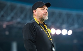 HLV Malaysia: Đấu tuyển Việt Nam để lấy lại danh dự