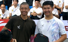 Quang Dương và em trai dễ dàng vượt qua các top đầu Việt Nam để vô địch giải Pickleball Tiger Vũ Yên