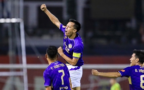 Văn Quyết bị cấm thi đấu 1 trận tại V.League