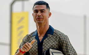 Siêu sao 41 tuổi vừa đá bóng vừa sắp làm sếp lớn tại Al Nassr
