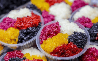 Chán Phượng Hoàng Cổ Trấn, giới trẻ rủ nhau sang Bách Sắc: Thiên đường ẩm thực "sát vách" Việt Nam, ngon quên lối về!