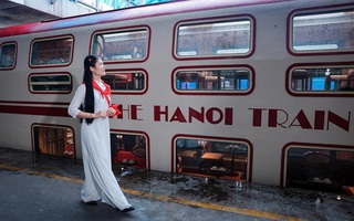 Đoàn tàu du lịch "Hà Nội 5 Cửa Ô" chính thức vận hành từ hôm nay