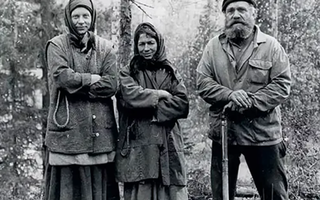 Gia đình tự cô lập giữa rừng sâu từ năm 1936, không biết Thế chiến II đã kết thúc