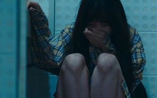 Sao giờ tôi mới biết? Dấu hiệu "dẫn đường" của ung thư cổ tử cung không phải đau bụng, mà là 4 thứ…