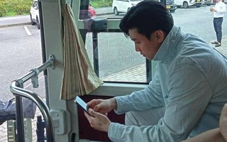 Nam diễn viên đình đám quê Cần Thơ đi bán mì ở khắp TP.HCM