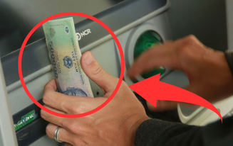 Rút tiền tiêu tết ở máy ATM: Lưu ý kỹ 7 điều này