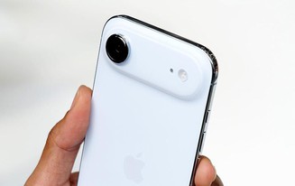 iPhone mới của Apple "thủng đáy", rớt giá thảm hại khiến người mua "khóc thét"