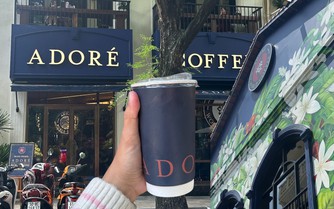 Cận cảnh thương hiệu Việt chi 1 tỷ/tháng để “ngồi lại” vị trí vàng mà Starbucks vừa trả