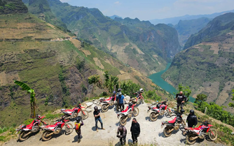 Chấn chỉnh tour xe máy chở khách du lịch cung Hà Giang Loop, lên kế hoạch chuẩn hóa nghiệp vụ