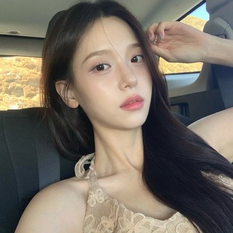 5 kem dưỡng là nguồn "bơm collagen" giúp lấp đầy da trũng sâu, chảy xệ